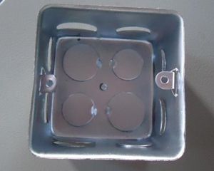 钢制接线盒